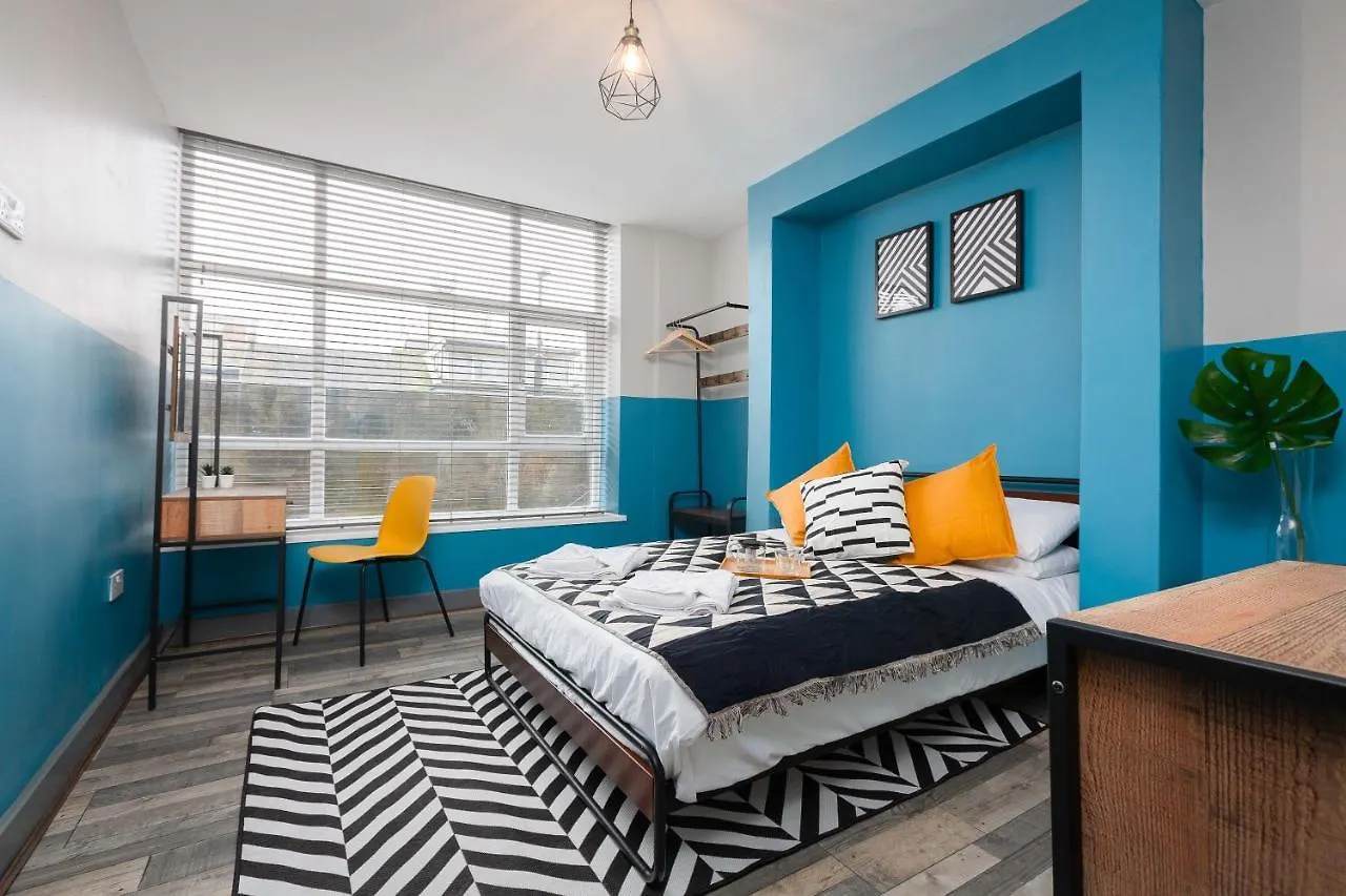 Oak Suite - Talbot Road - Blackpool - Spacious